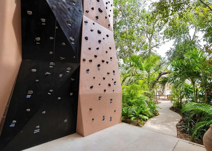 1br Jungle Escape In Aflora With Private Pool